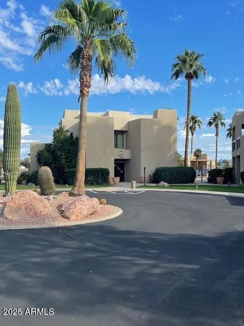 Photo of Listing #6937151