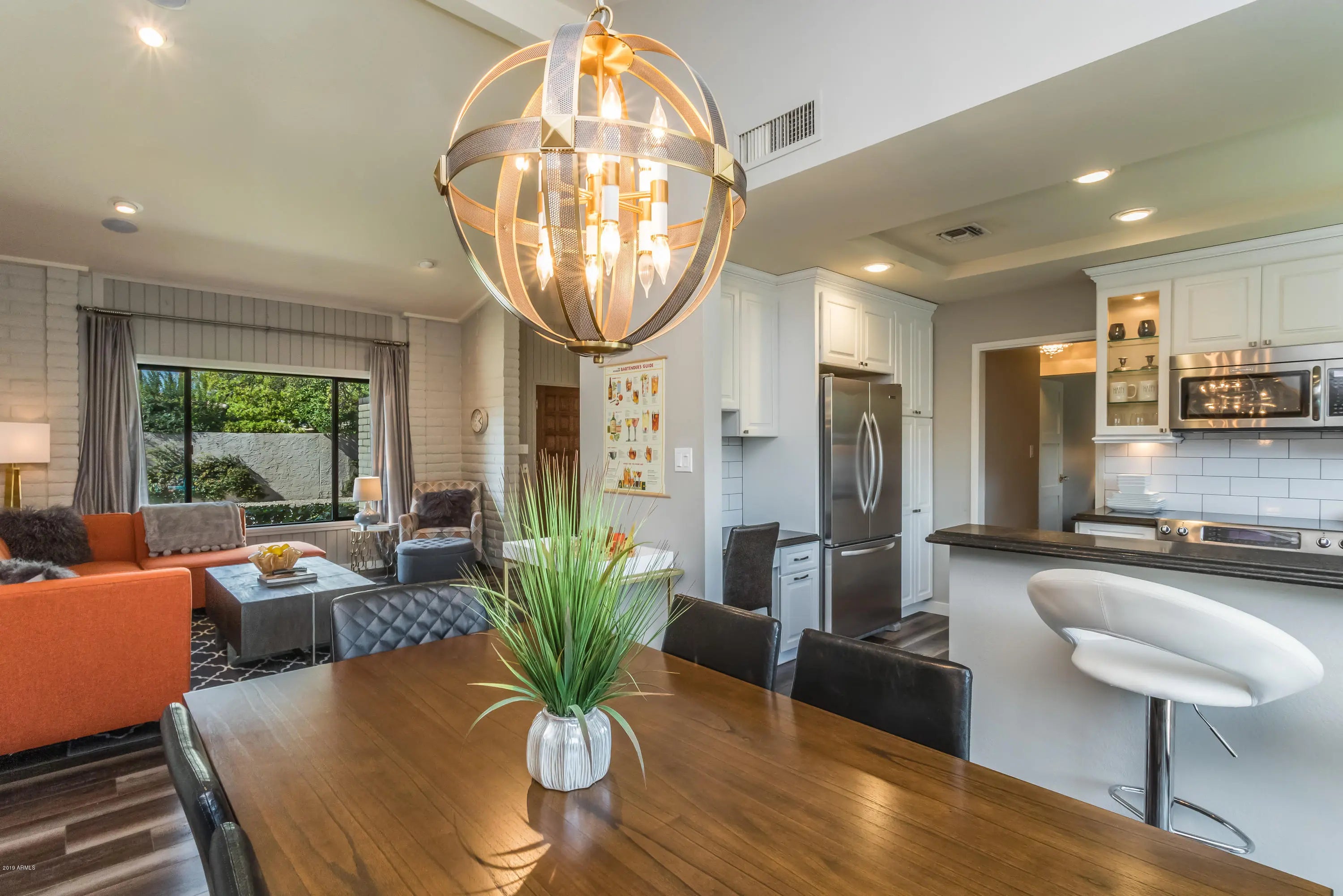 Photo of Listing #6936886