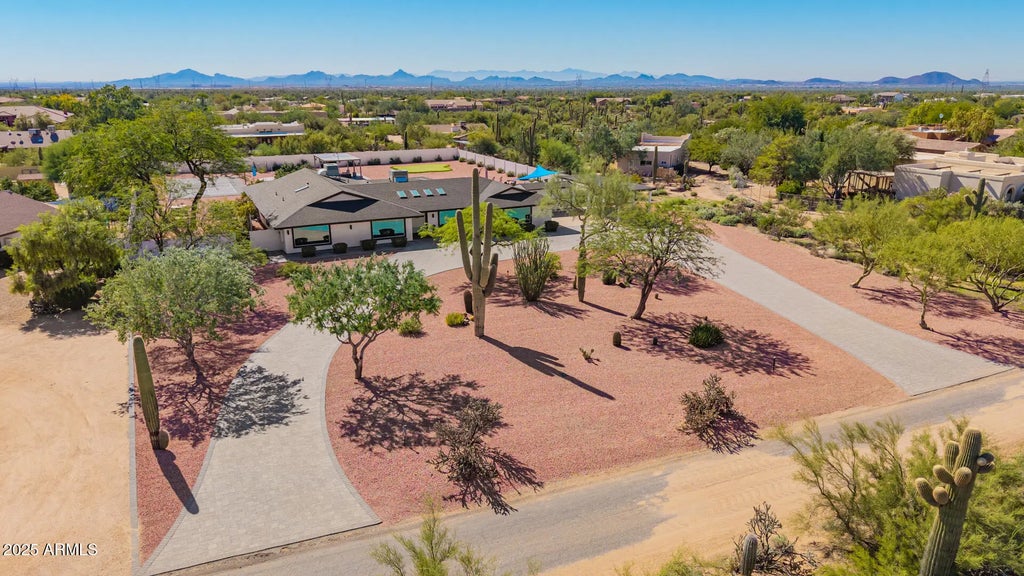 6085 E Quail Track Drive, Scottsdale
