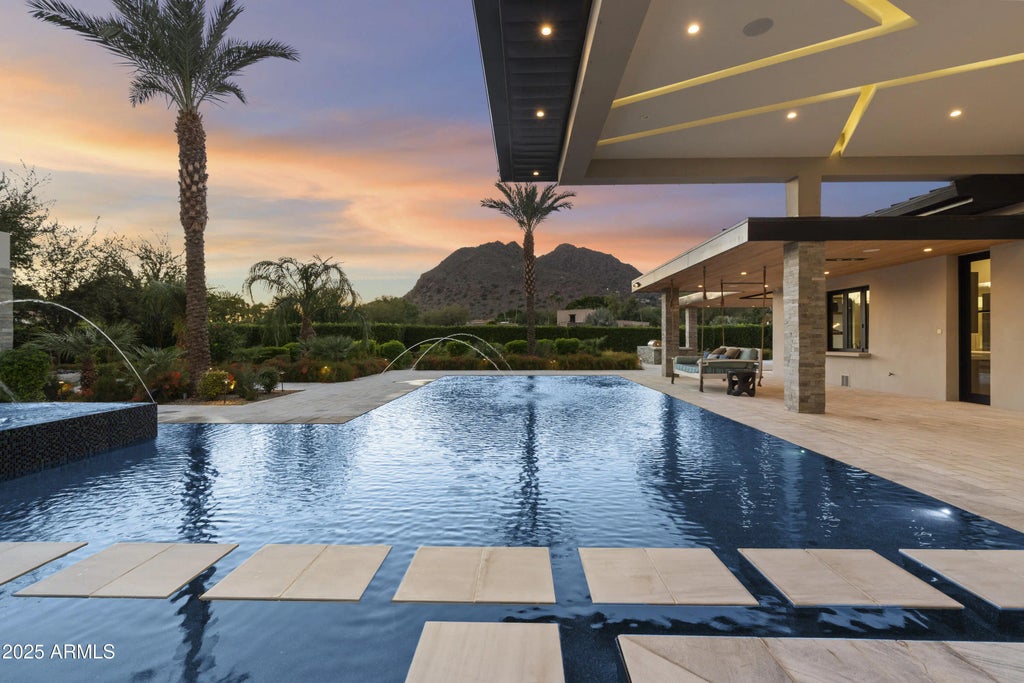5001 N Wilkinson Road, Paradise Valley
