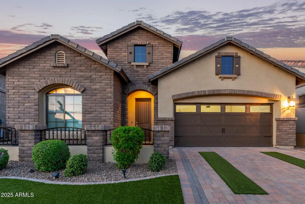 9010 E Kenwood Street, Mesa