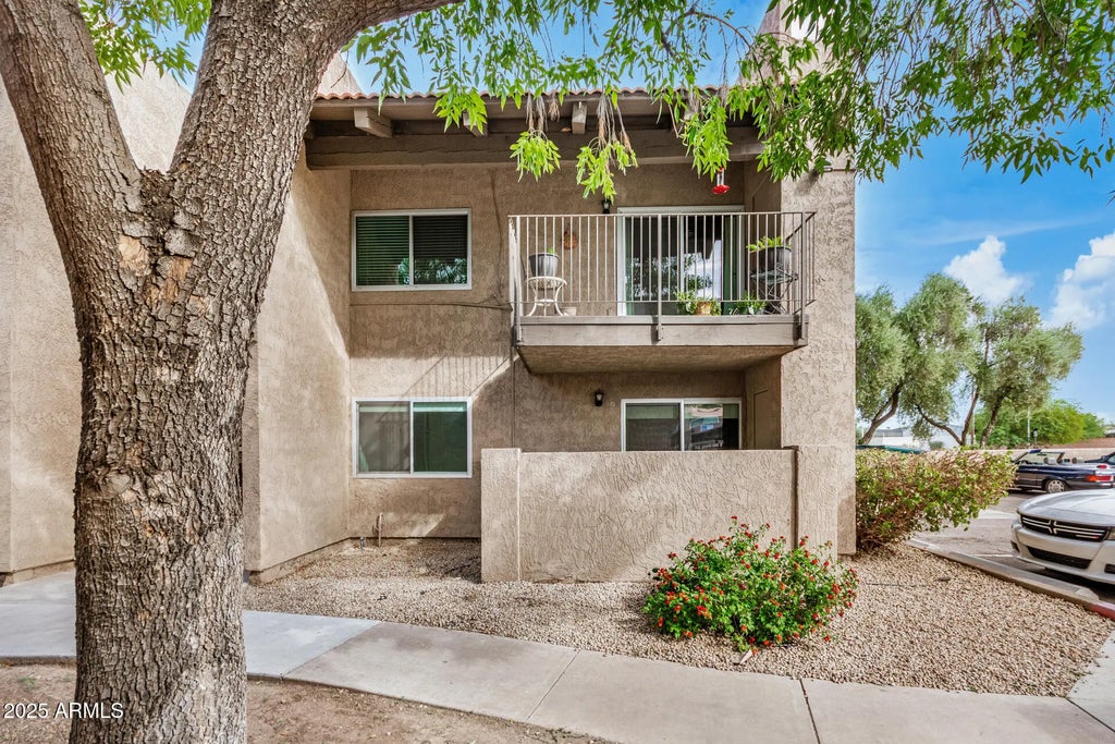 5525 E Thomas Road (unit C4), Phoenix