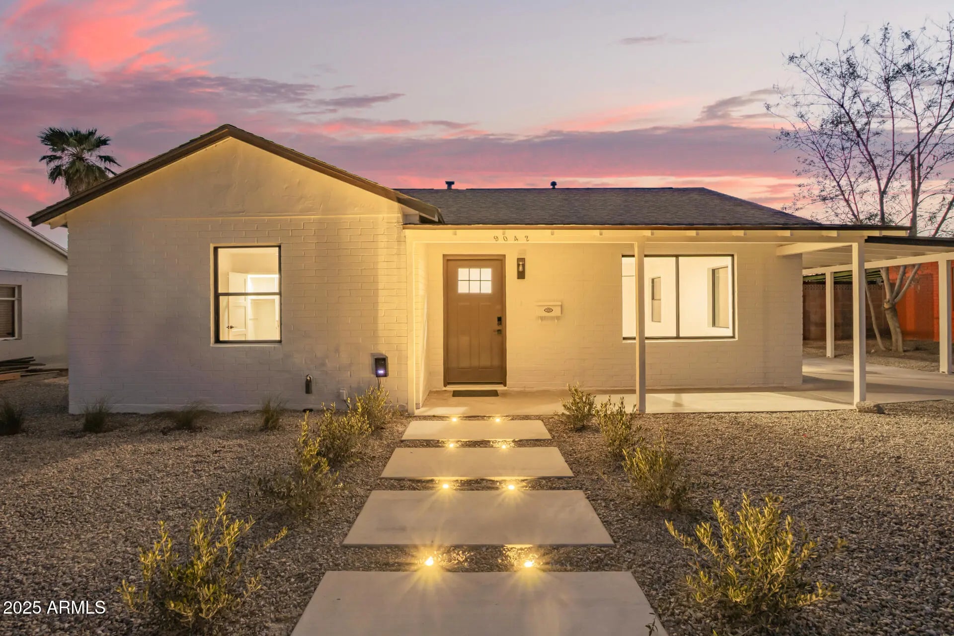 Photo of Listing #6936864