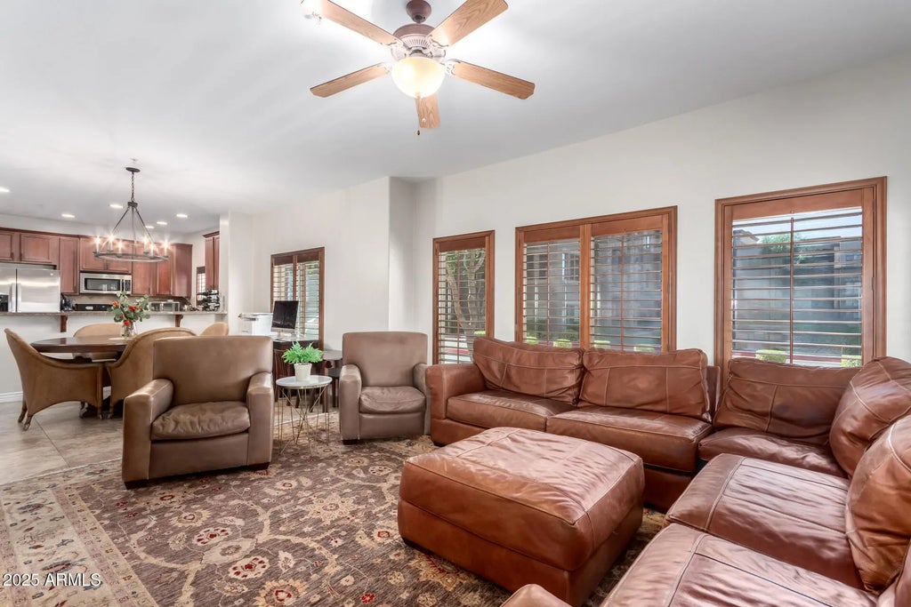 5450 E Deer Valley Drive (unit 1217), Phoenix