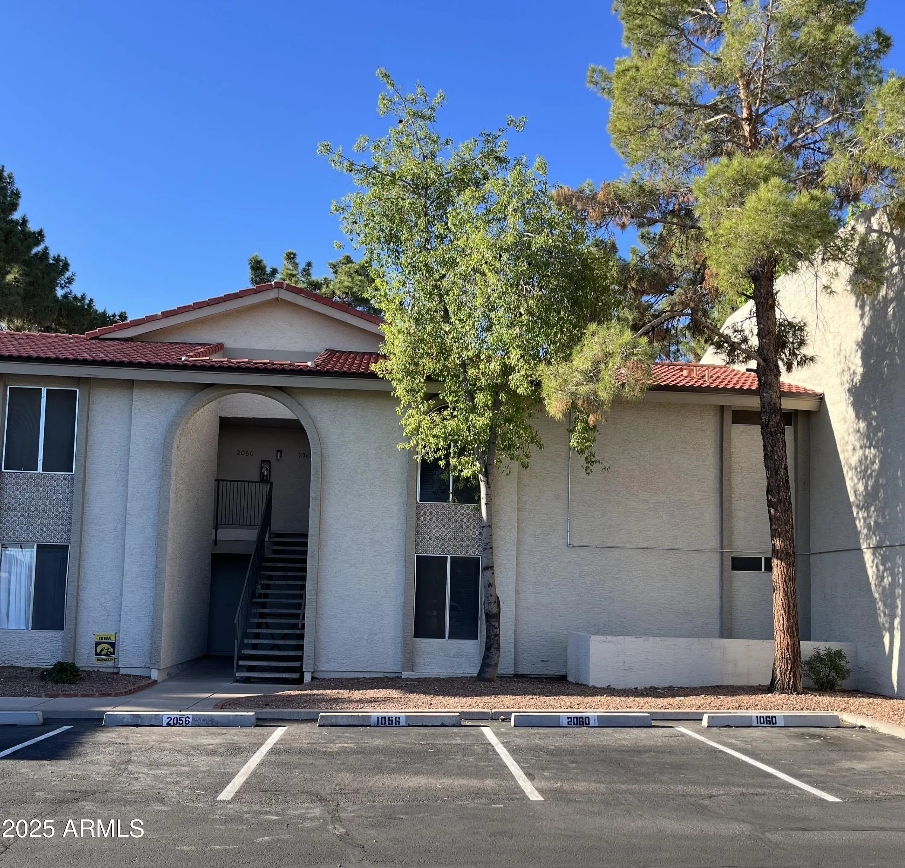 Photo of Listing #6936941