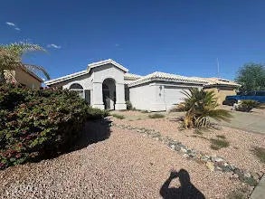 Photo of Listing #6936989