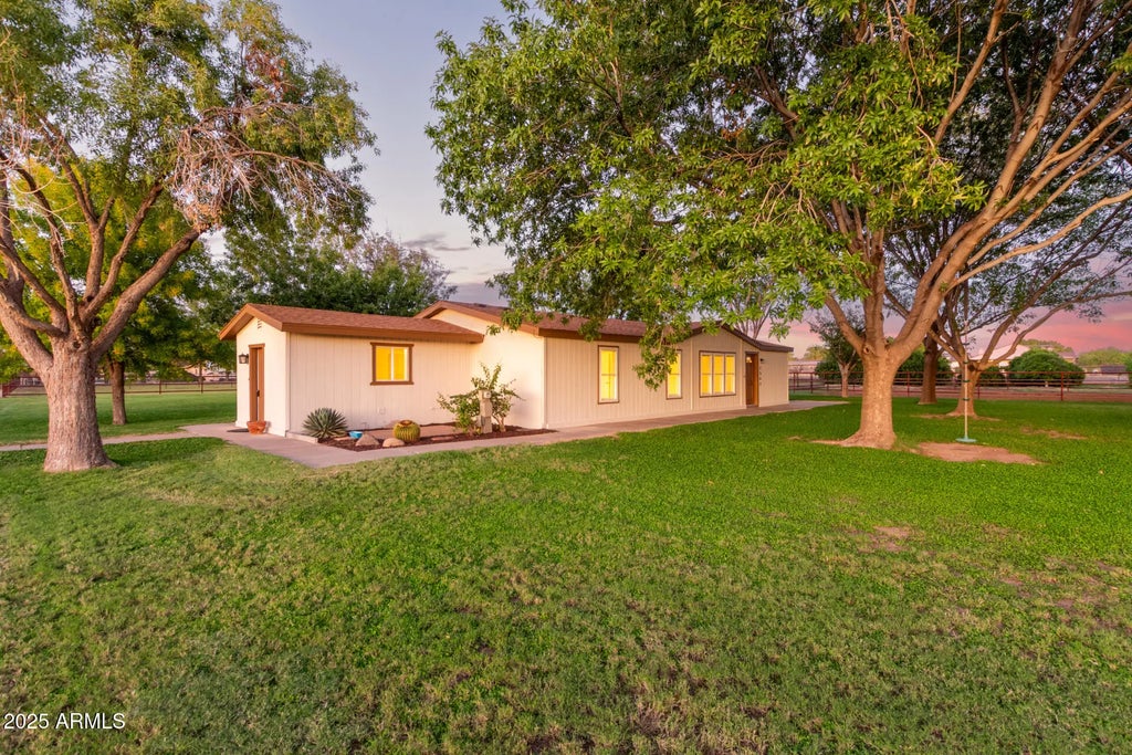 2562 E Joy Drive, San Tan Valley