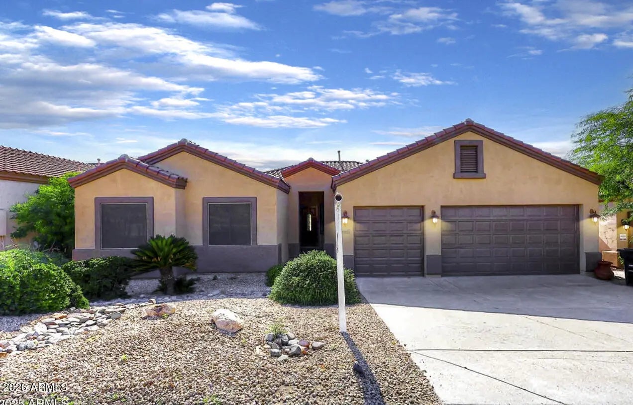 Photo of Listing #6937030