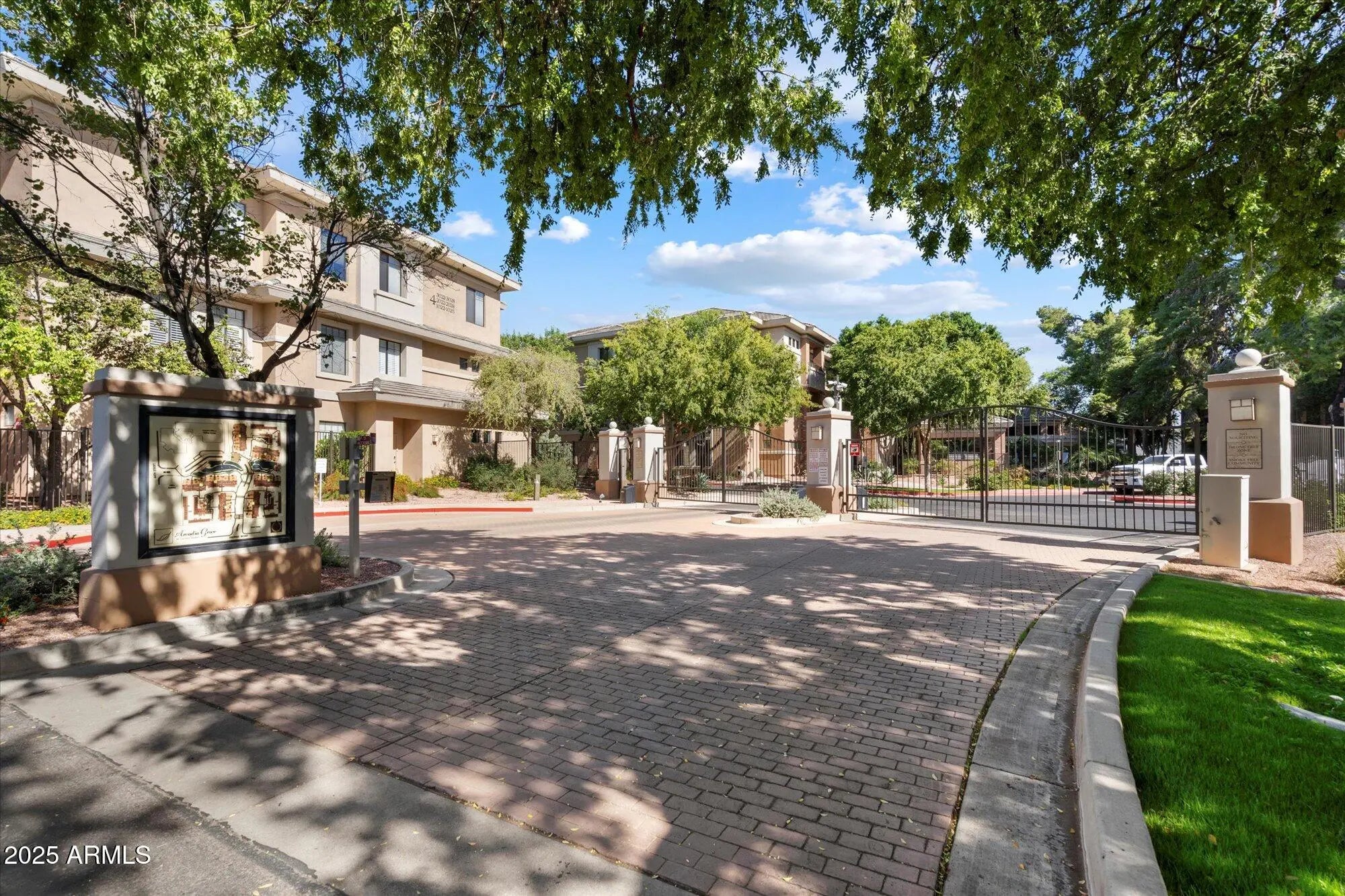 Photo of Listing #6943433