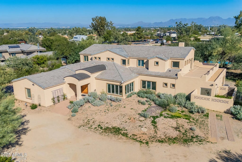 10215 N 38th Street, Phoenix