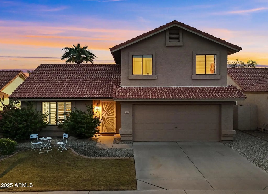 2749 E Rock Wren Road, Phoenix