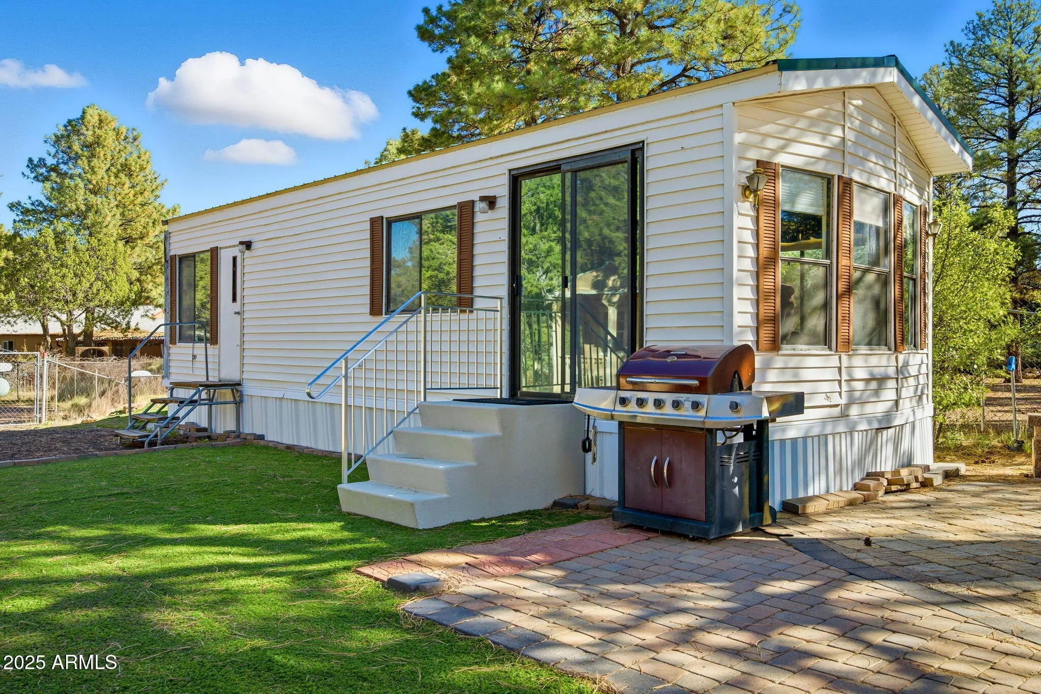 Photo of Listing #6938170