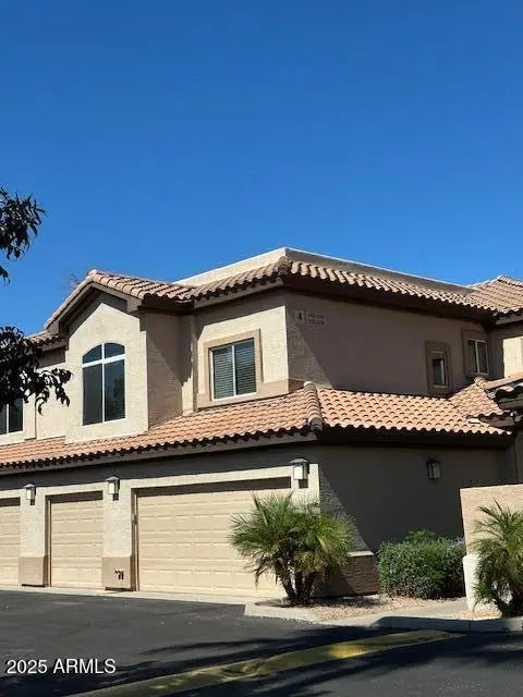 Photo of Listing #6937126