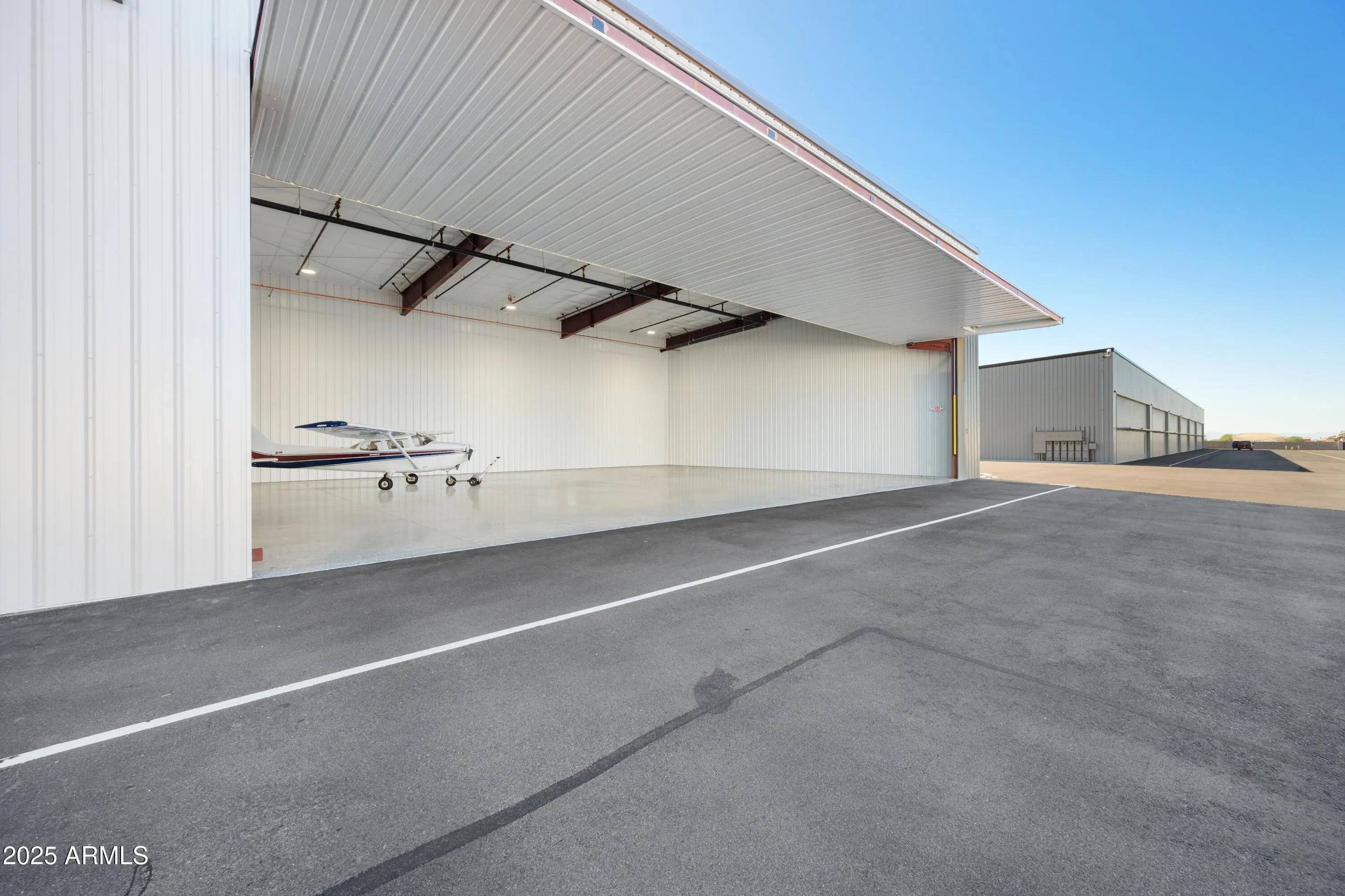 Photo of Listing #6937431