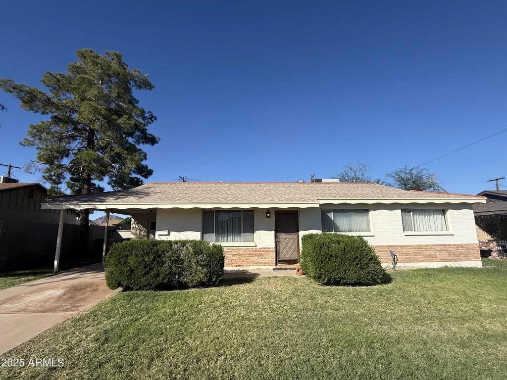 7038 E Belleview Street, Scottsdale