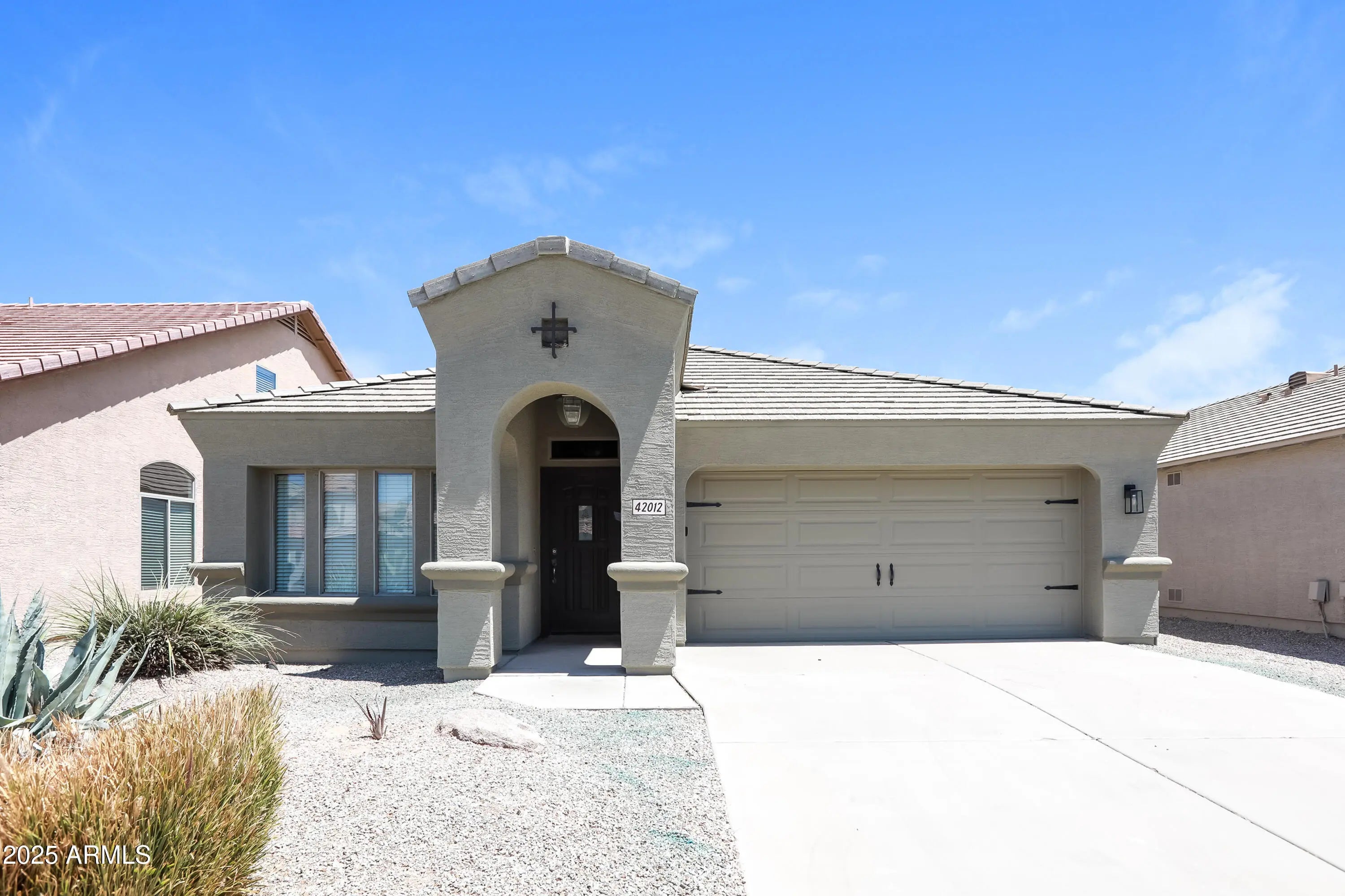 Photo of Listing #6937492