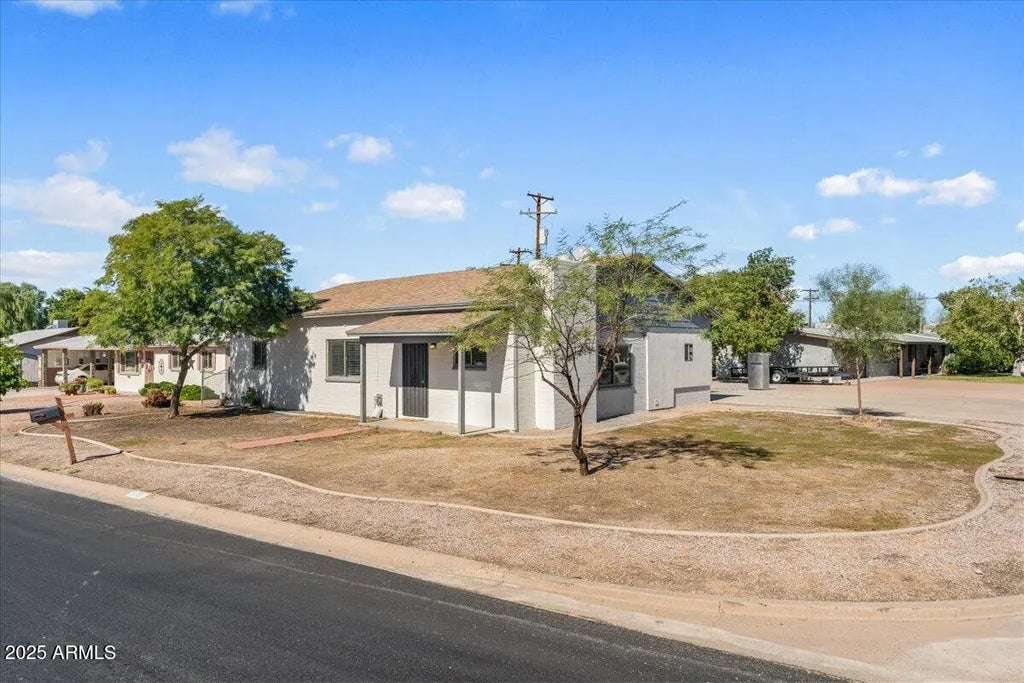 9054 E Crescent Avenue, Mesa