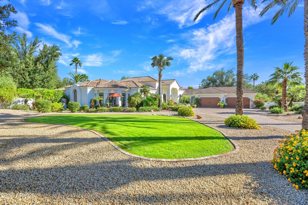7437 N 71st Street, Paradise Valley