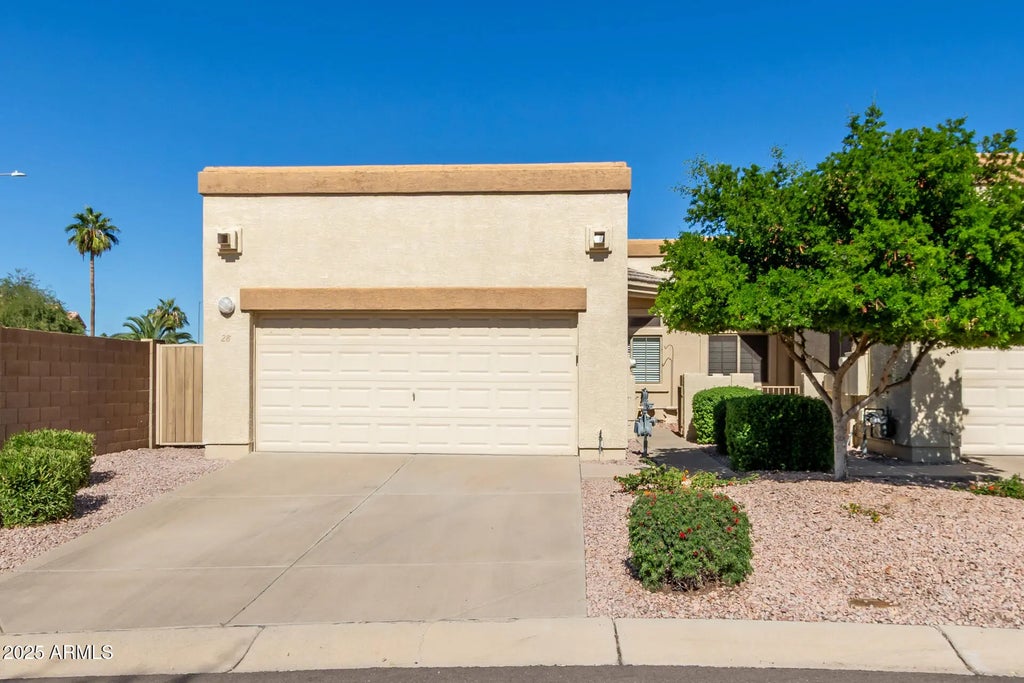 6730 E Hermosa Vista Drive (unit 28), Mesa