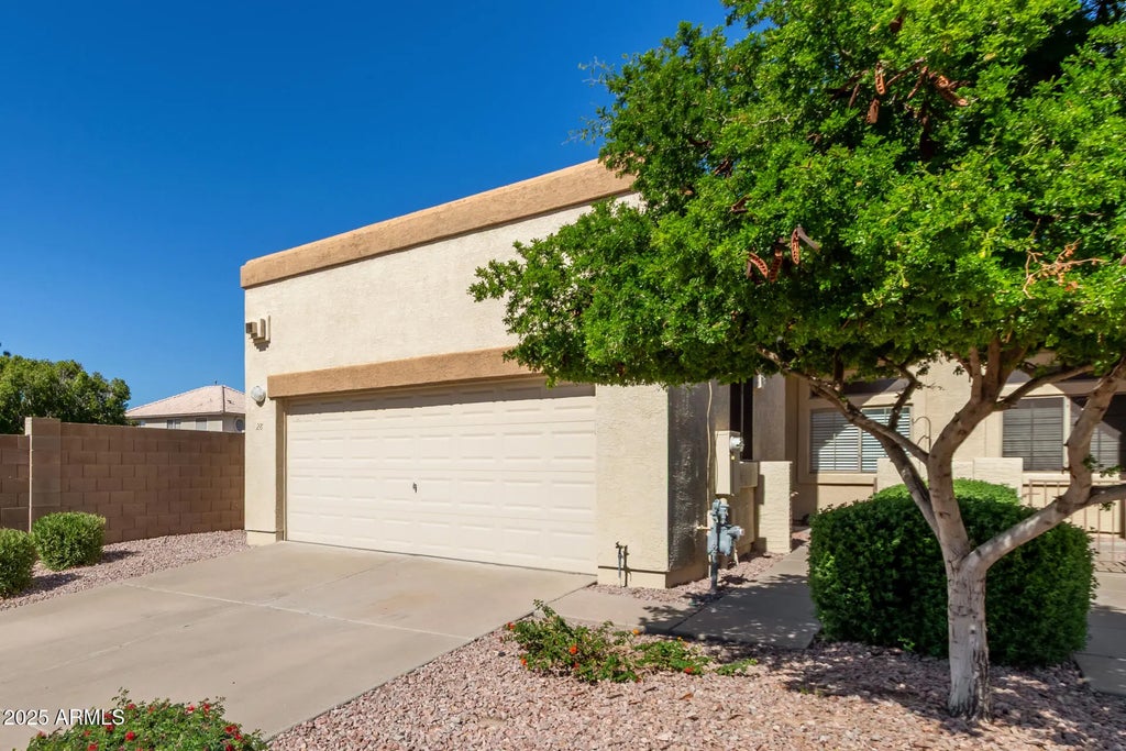 6730 E Hermosa Vista Drive (unit 28), Mesa