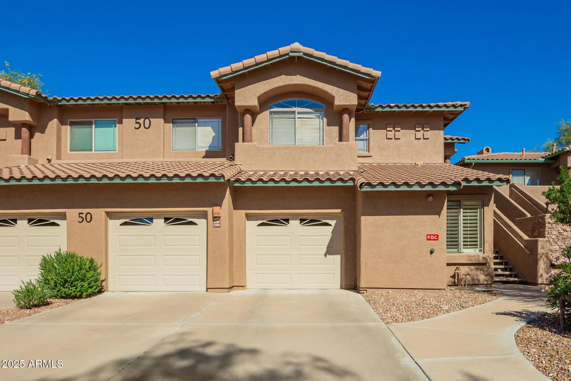 Photo of Listing #6943772