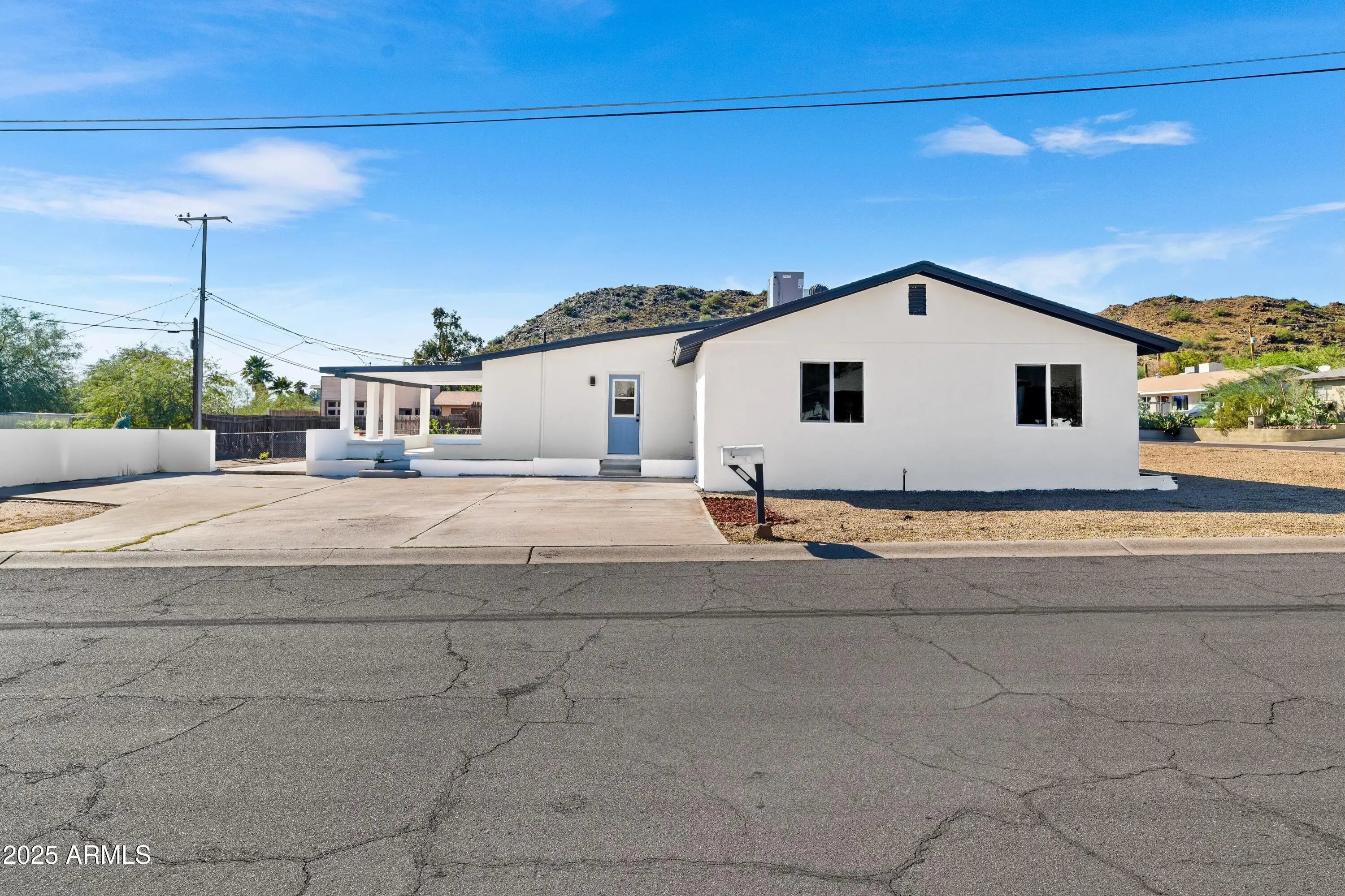 Photo of Listing #6937458