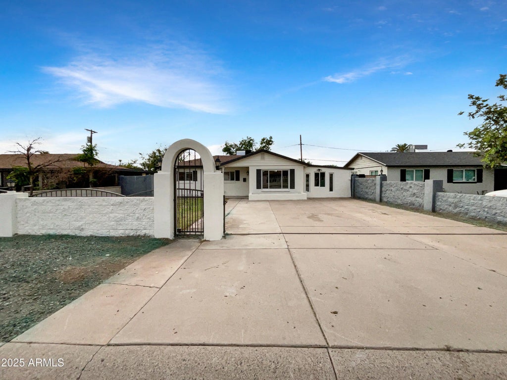 3235 E Willetta Street, Phoenix