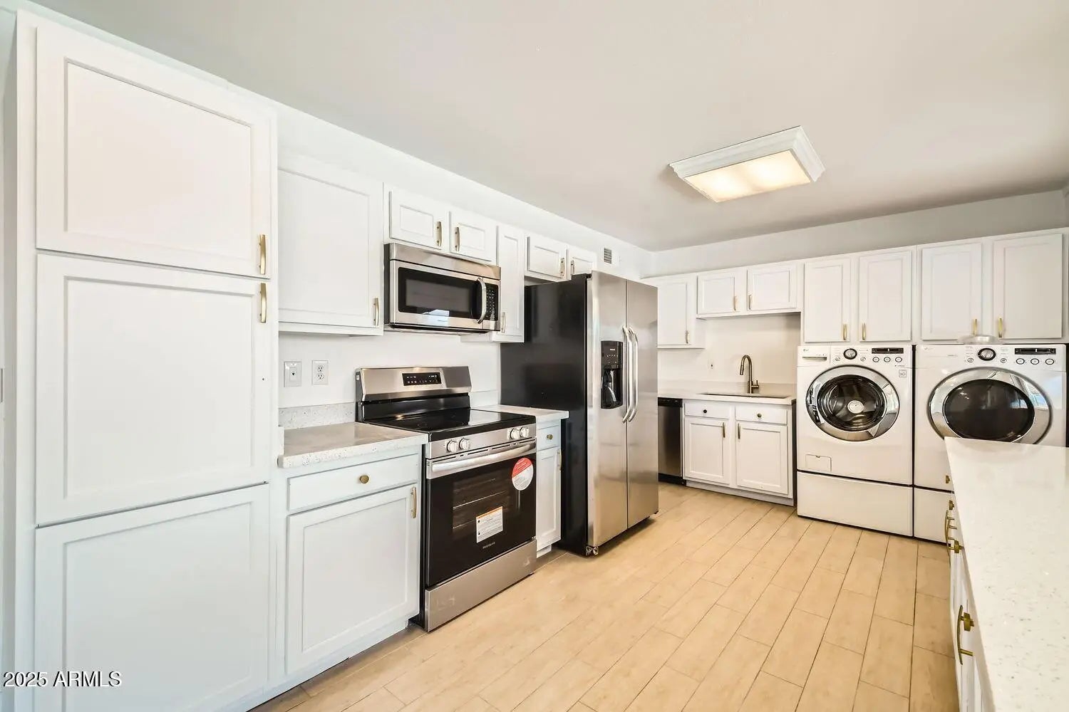 Photo of Listing #6937521