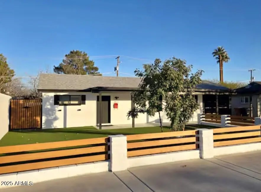 2827 N 69th Place, Scottsdale
