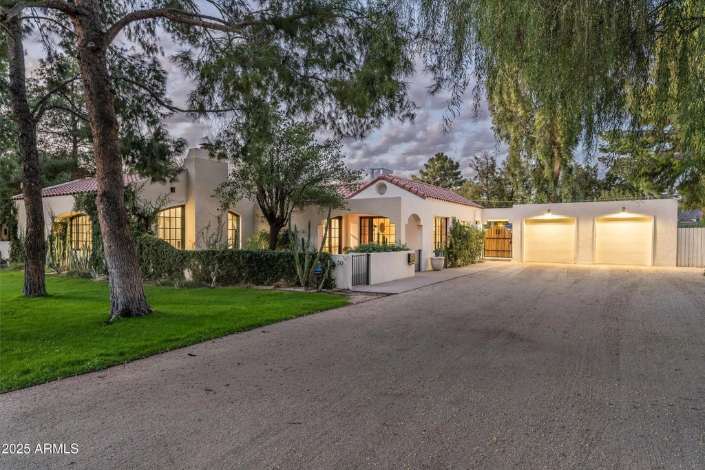 30 W Pasadena Avenue, Phoenix