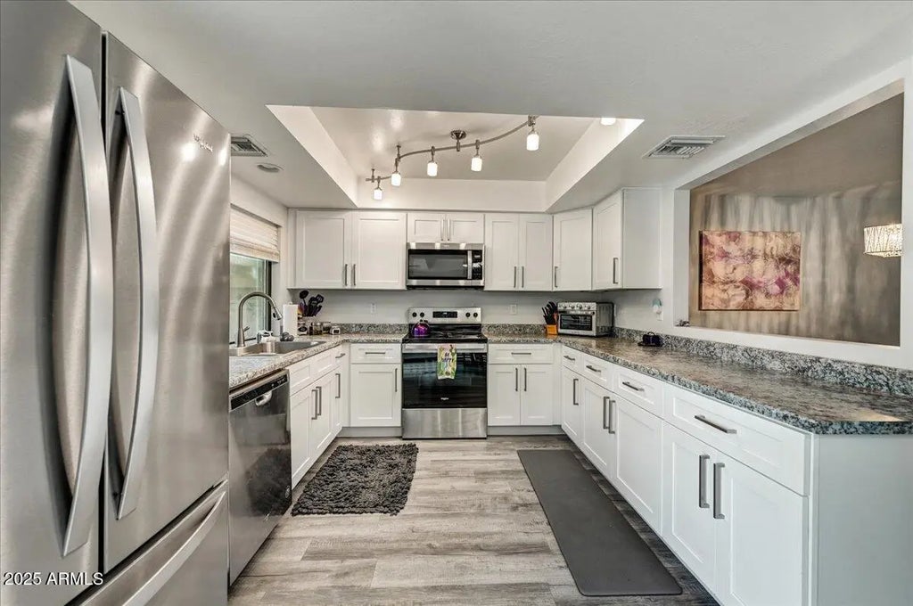 16063 N 26th Avenue, Phoenix