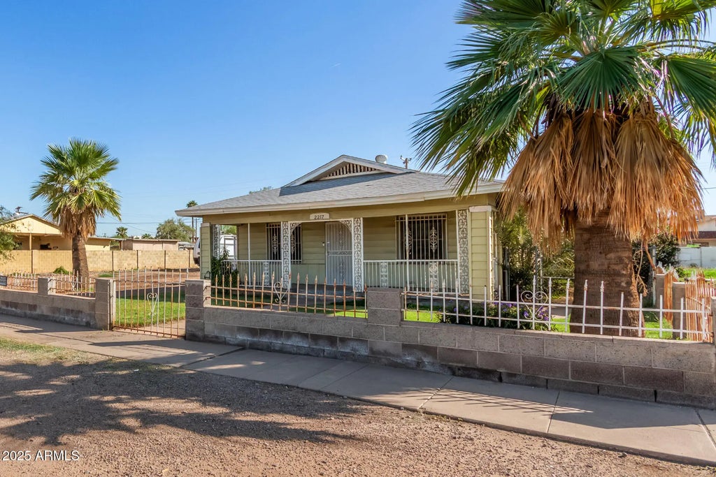 2217 W Jefferson Street, Phoenix