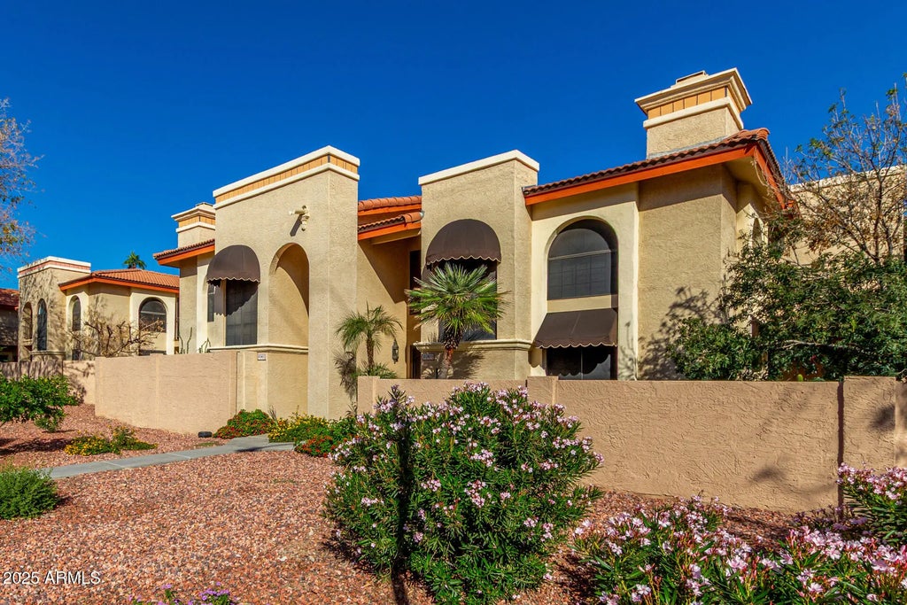 10240 N 12th Place (unit 2), Phoenix