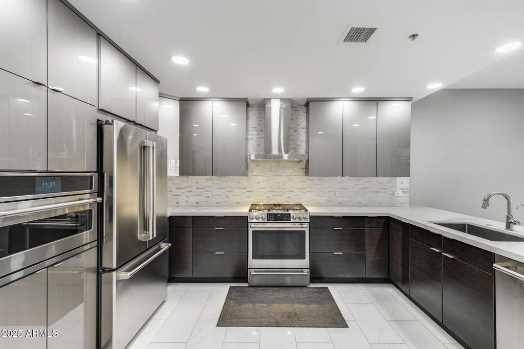 7157 E Rancho Vista Drive (unit 3009), Scottsdale