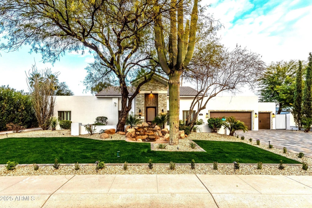 8713 N 80th Place, Scottsdale