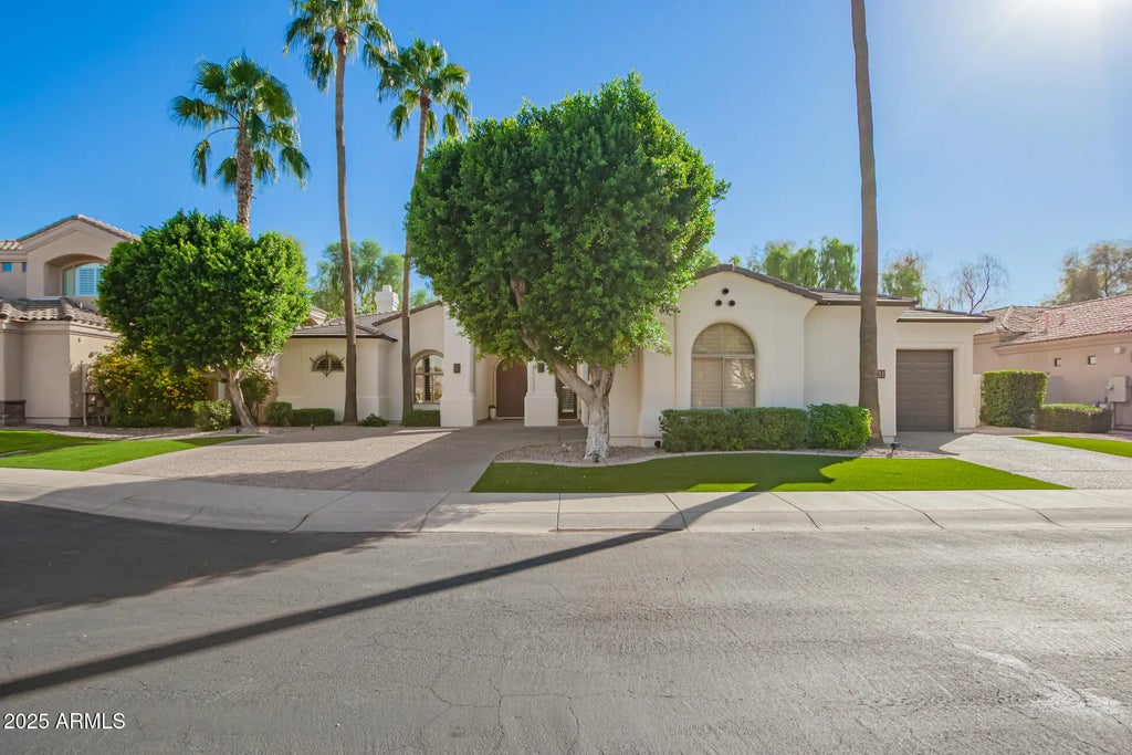 631 W Azalea Drive, Chandler