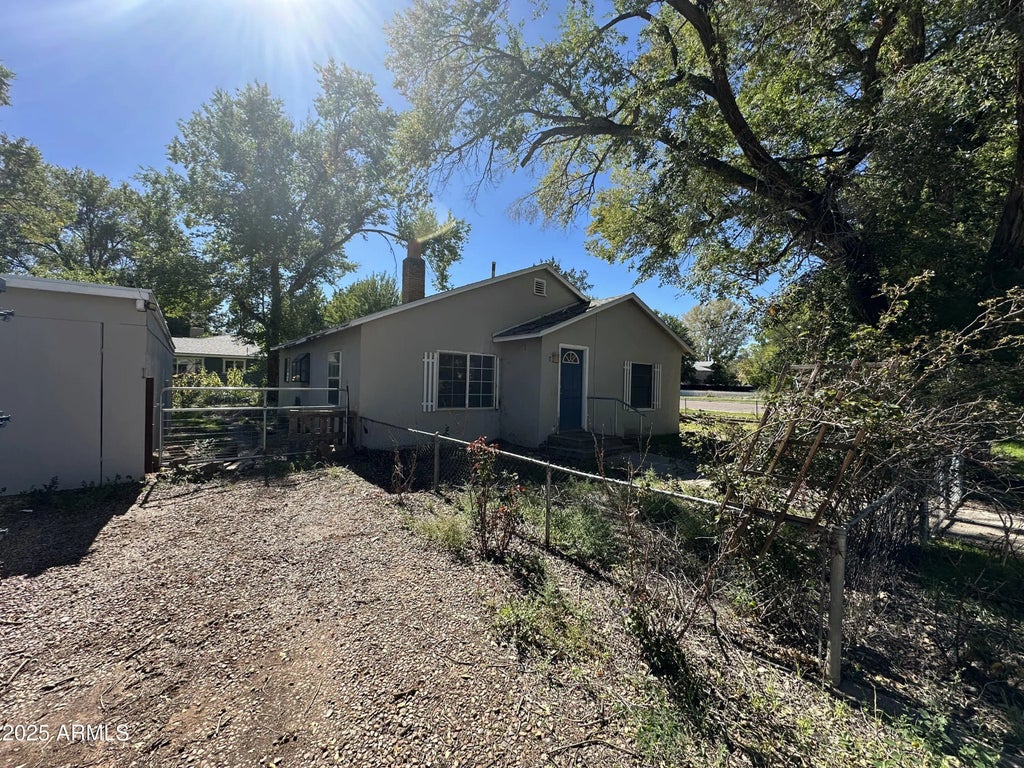 177 W 1st Street N, Snowflake