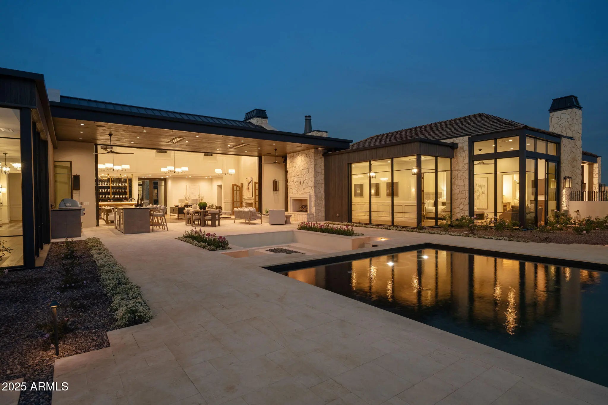 Photo of Listing #6942571