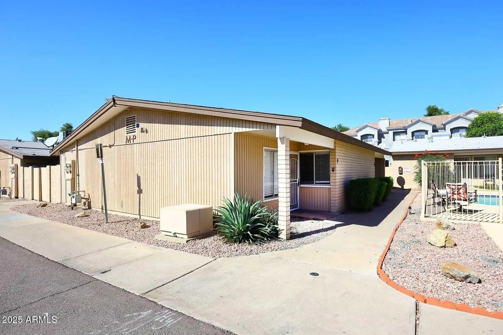 1622 E Campbell Avenue (unit P), Phoenix