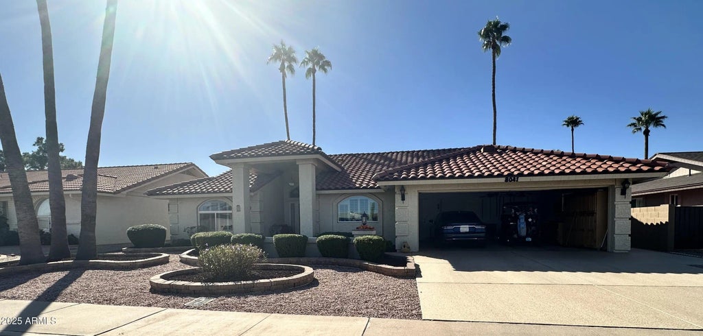 8041 E Lakeview Avenue, Mesa