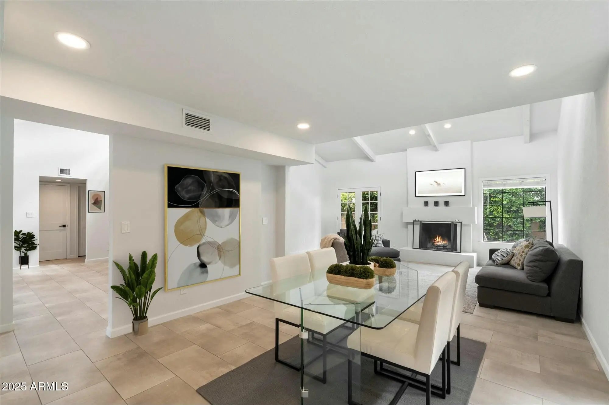 Photo of Listing #6937893