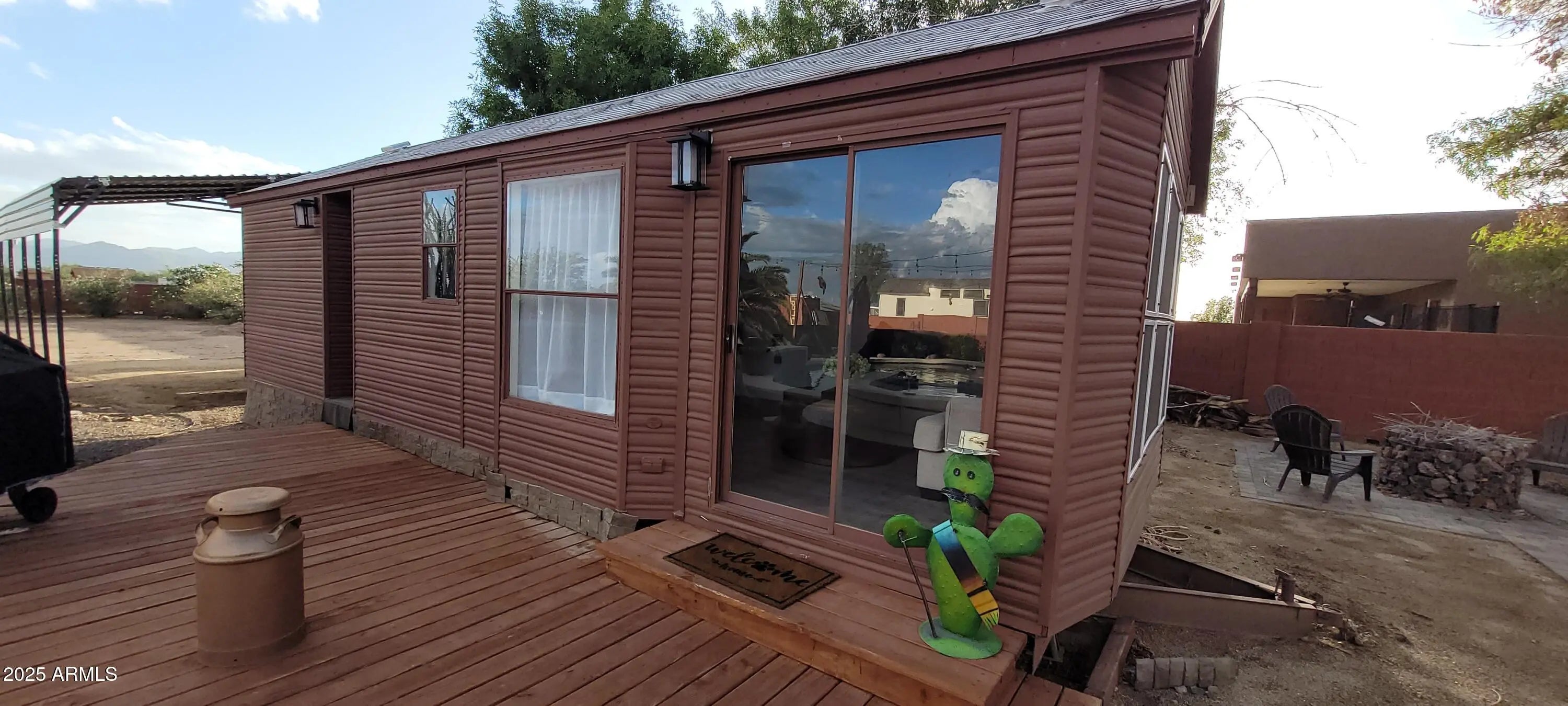 Photo of Listing #6937824