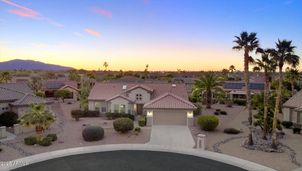 16464 W Una Noche Court, Surprise