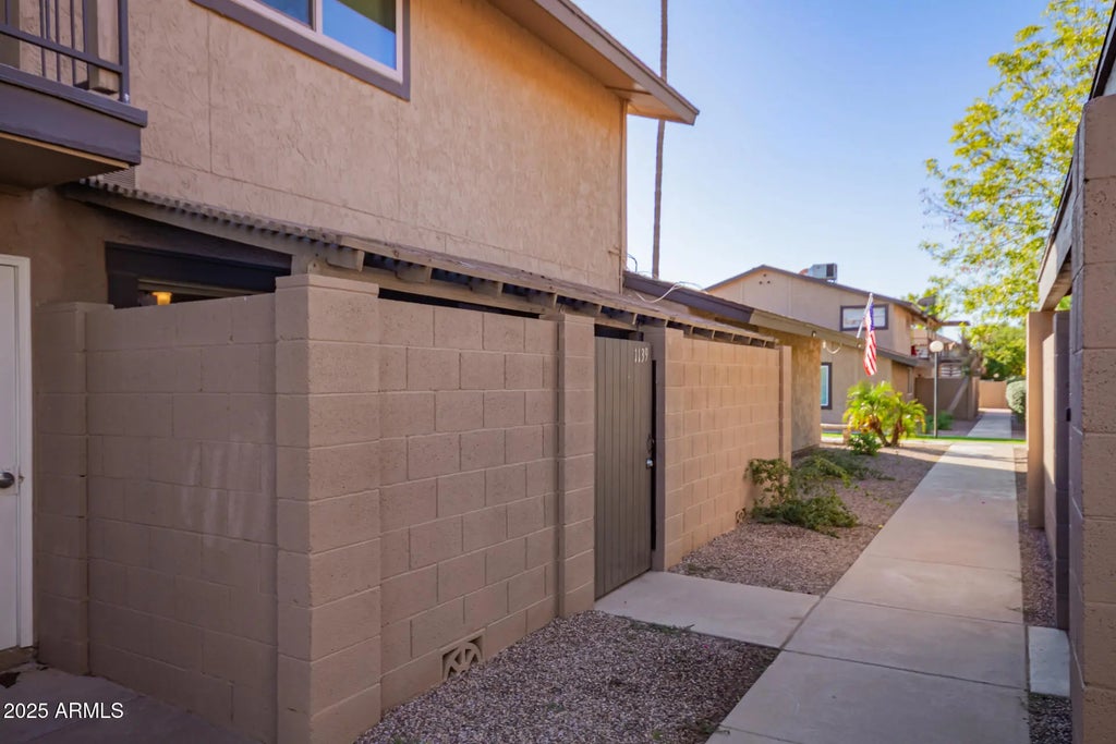 1139 N 84th Place, Scottsdale