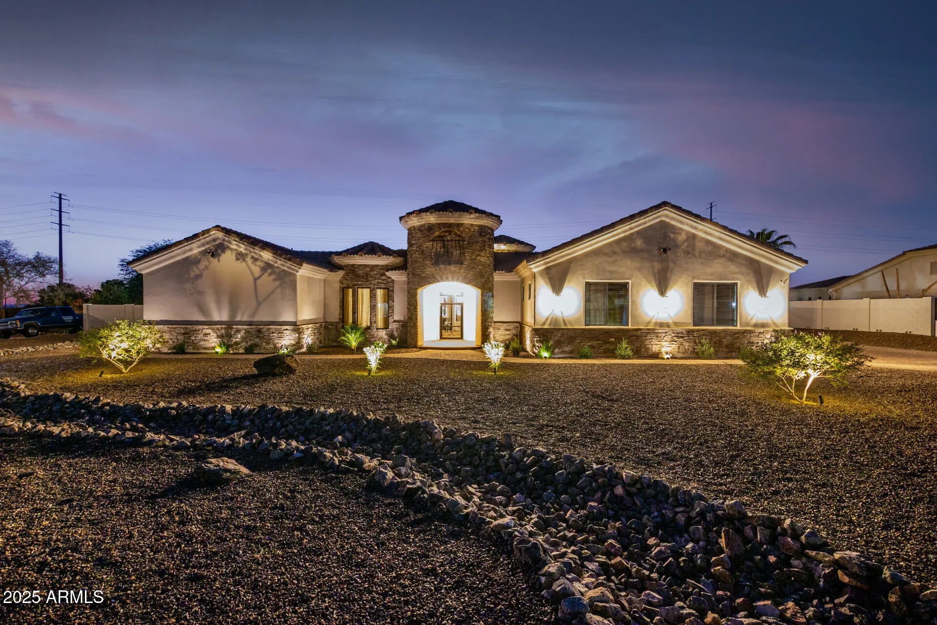 Photo of Listing #6943068