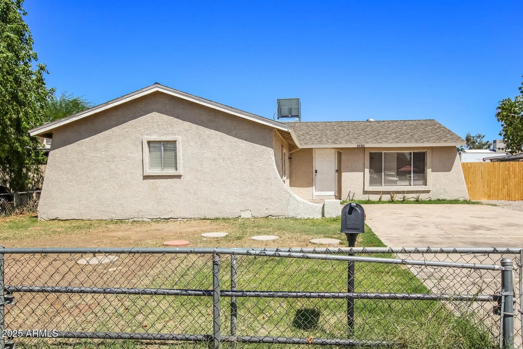 7130 W Merrell Street, Phoenix