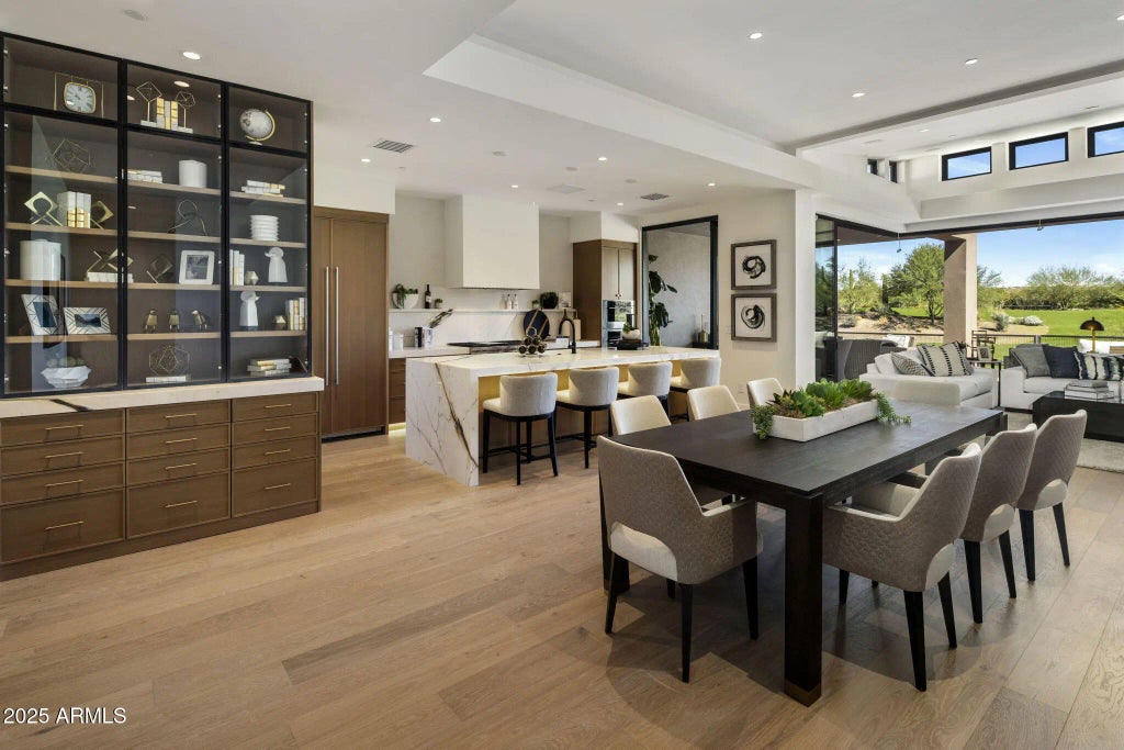 37200 N Cave Creek Road (unit 2114), Scottsdale