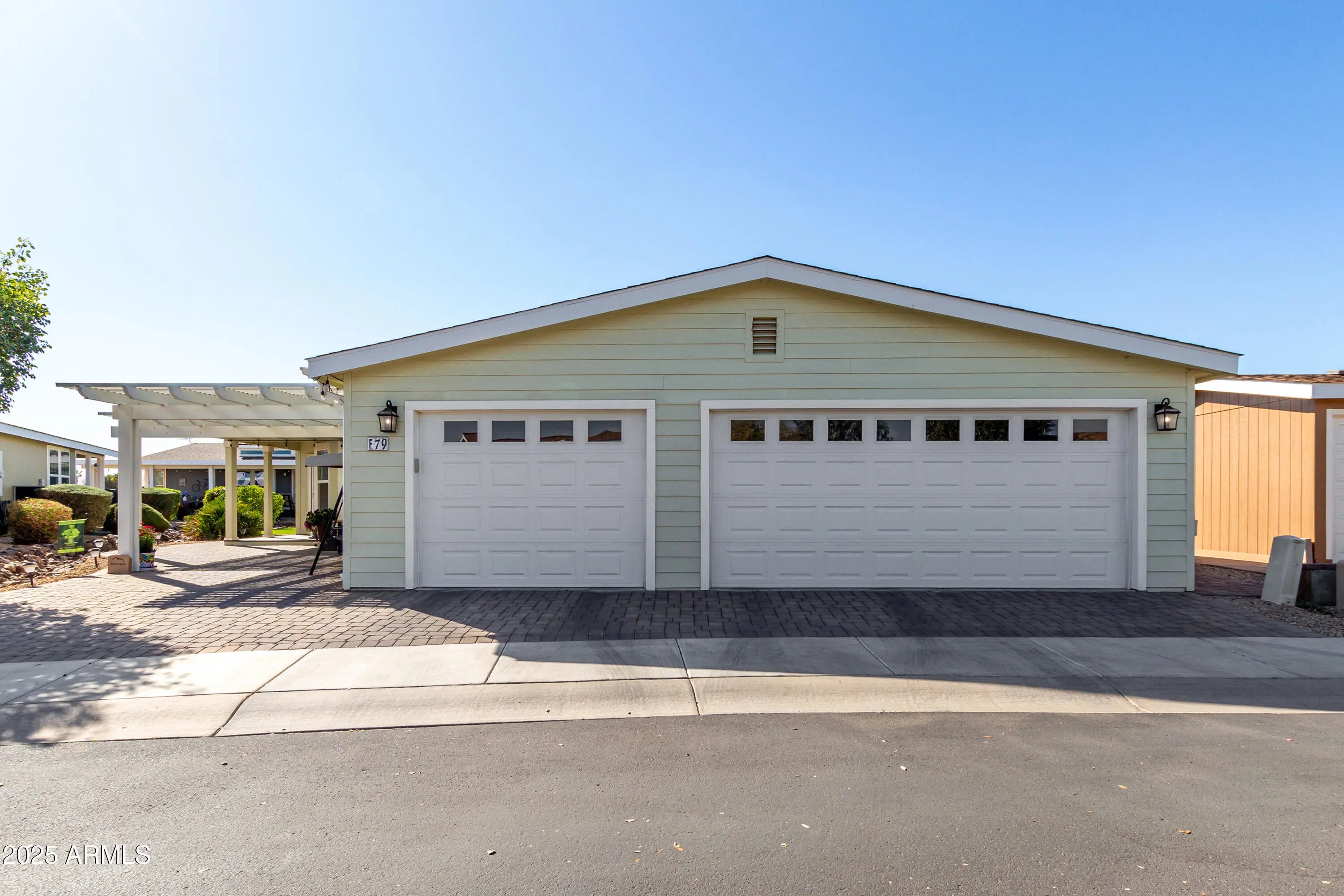 Photo of Listing #6938418