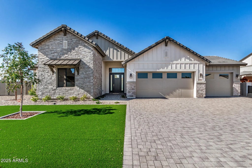 1606 E Minton Street, Mesa