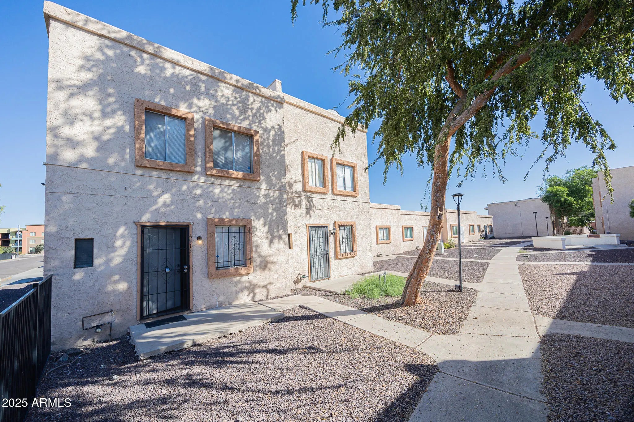 Photo of Listing #6938424